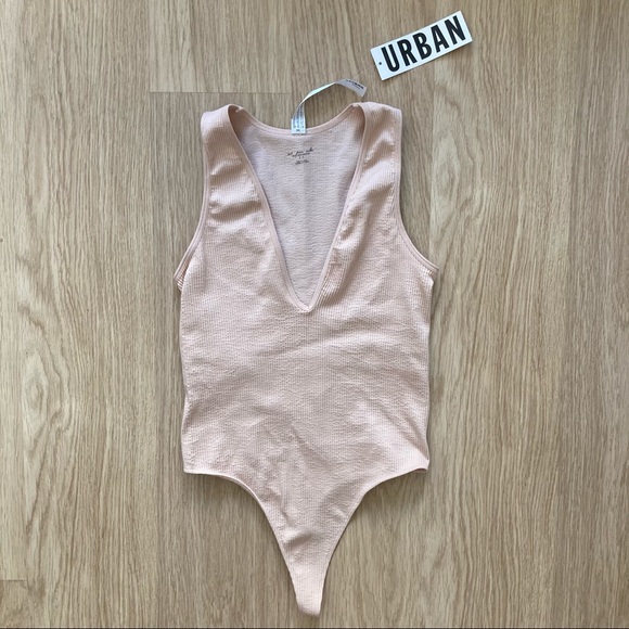 Out From Under Hailey Seamless Plunging Bodysuit - Picture 2 of 5